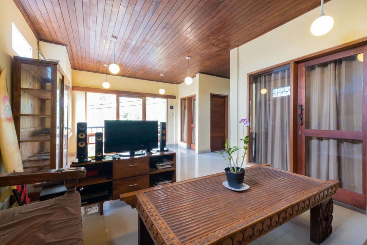 Hotel The Point Surfcamp Bali Pulukan Esterno foto