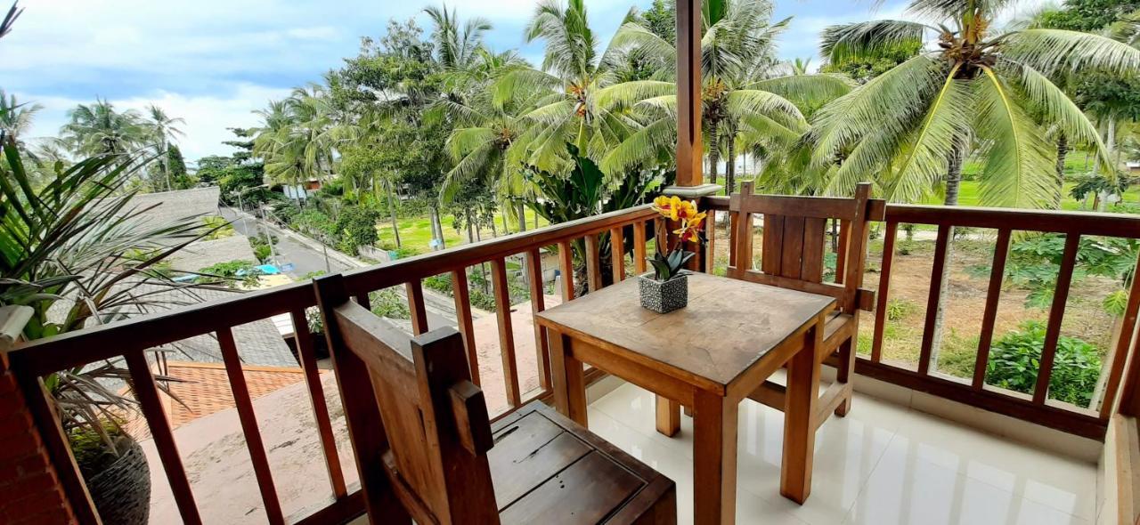 Hotel The Point Surfcamp Bali Pulukan Esterno foto